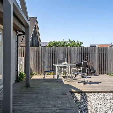 Alvina - 25m From The Sea By Interhome *
